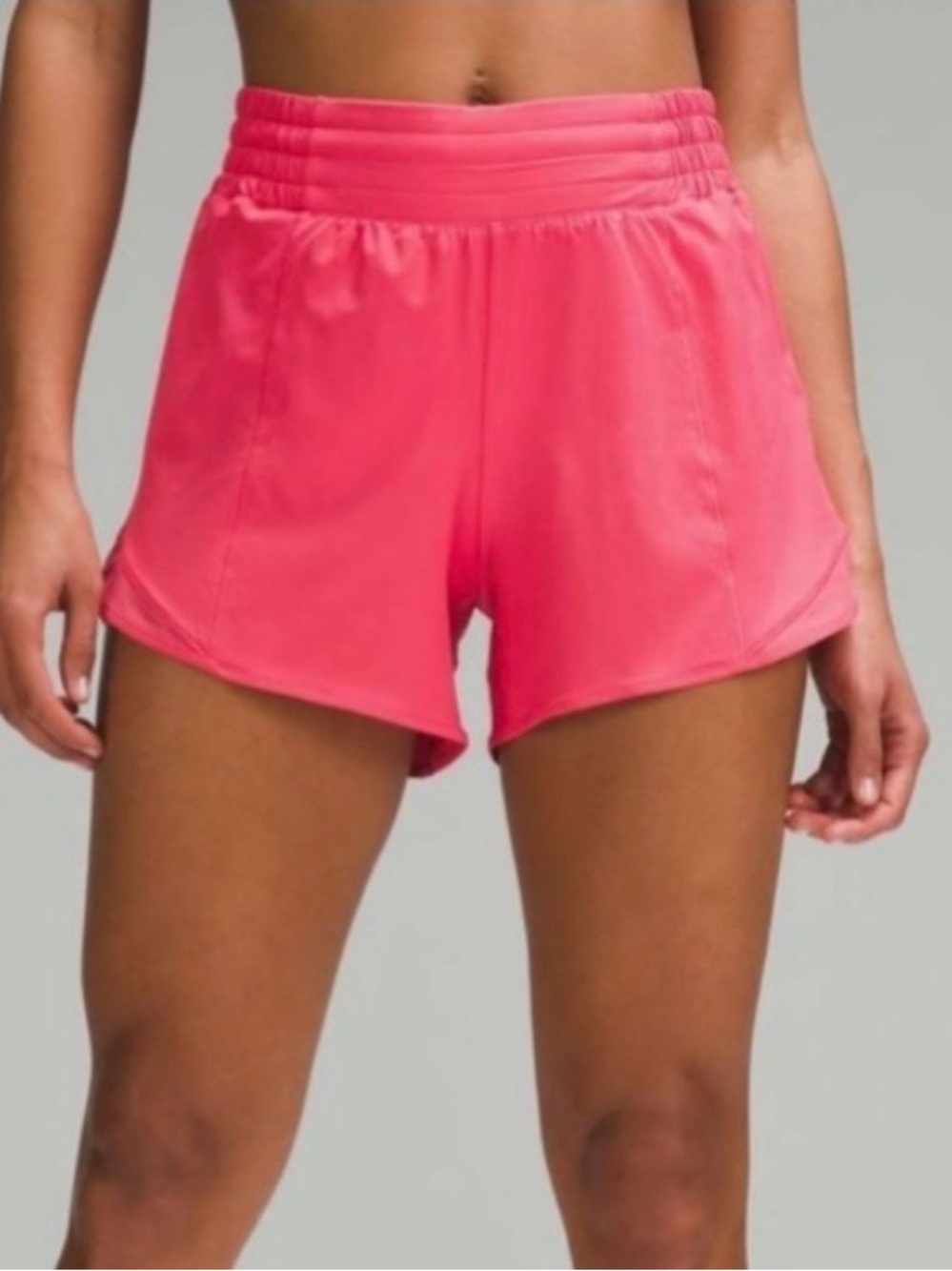 LULULEMON HOTTY HOT SHORTS GLAZE PINK COLOUR 4” INSEAM SIZE 4